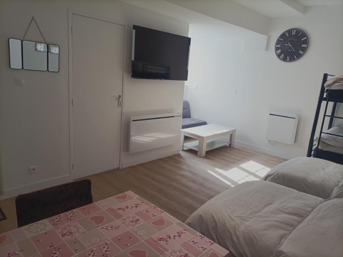 Thieux  7 Minutes De L'Aeroport Cdg 5 Bed & Breakfast エクステリア 写真